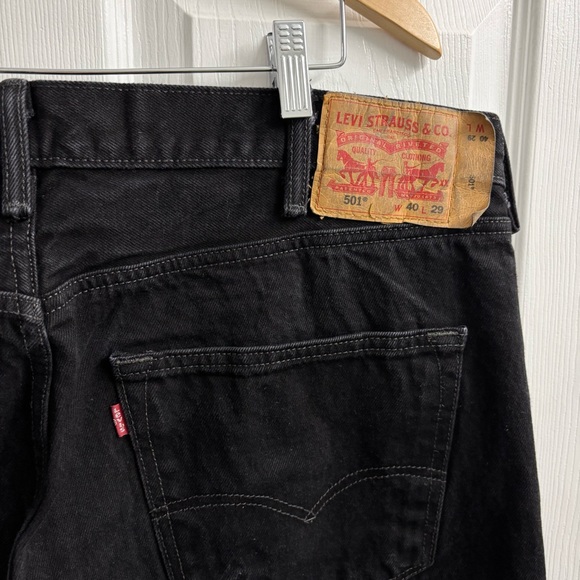 Levi’s Men’s 501 Jeans Black 40 x 29 Denim Button Fly Cotton Original Fit - Picture 4 of 7